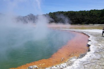 Champagne pool