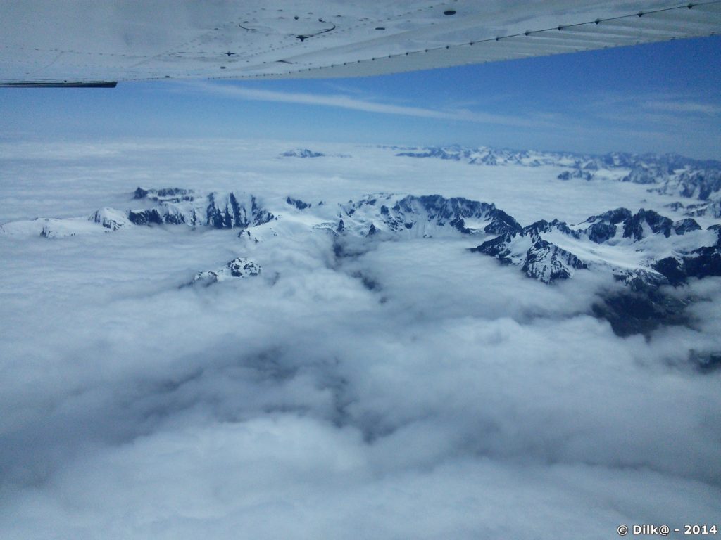 Survol des Alpes du Sud en avion