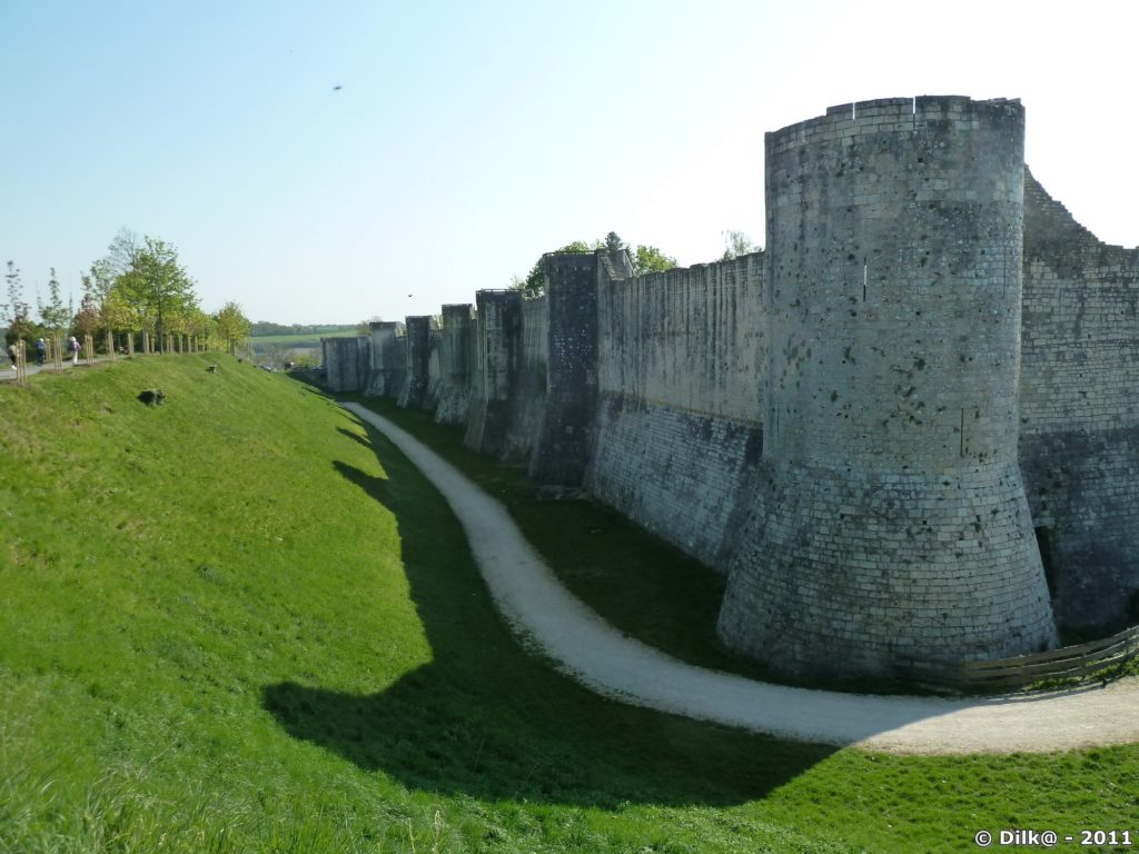 Remparts du XIIIe siècle