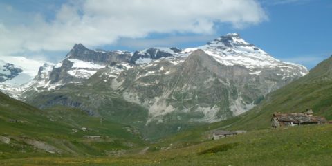 Les chalets d'alpage du vallon de la Rocheure