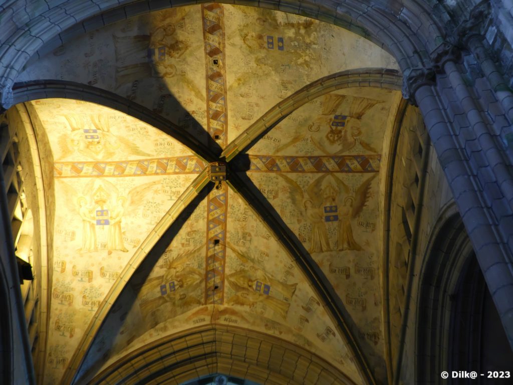 Le plafond de la nef de la cathédrale de Saint-Pol-de-Léon