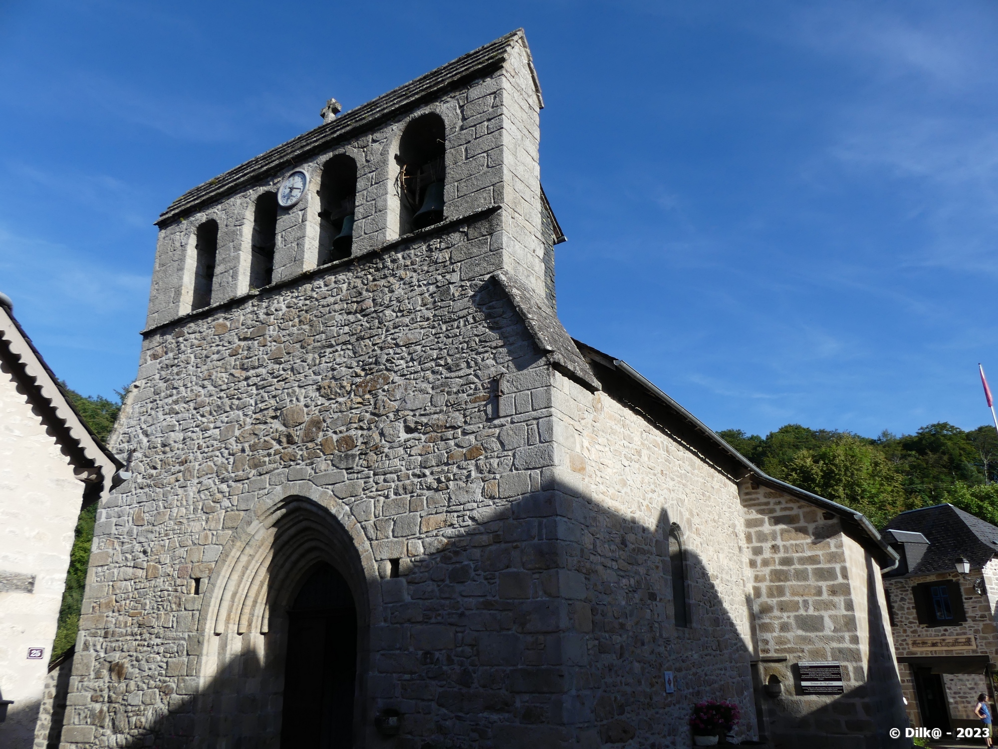 Église Saint-Pardoux de Gimel-les-Cascades