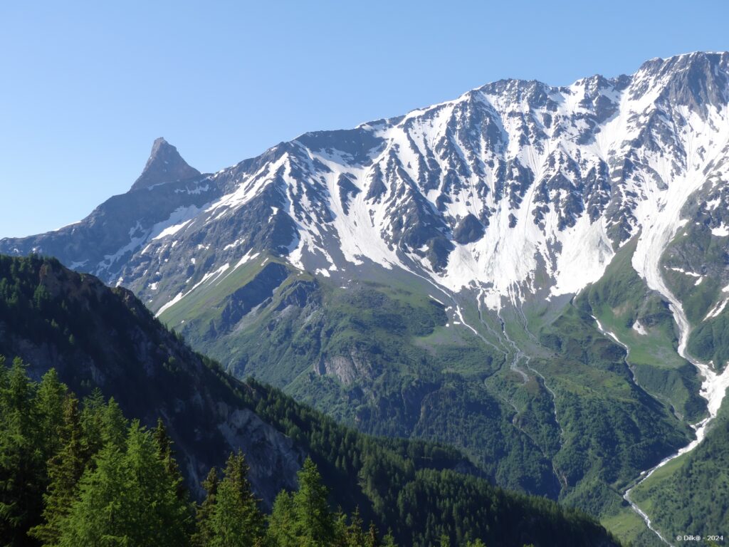 La pointe de l'Aliet et les sommets de Bellecôte