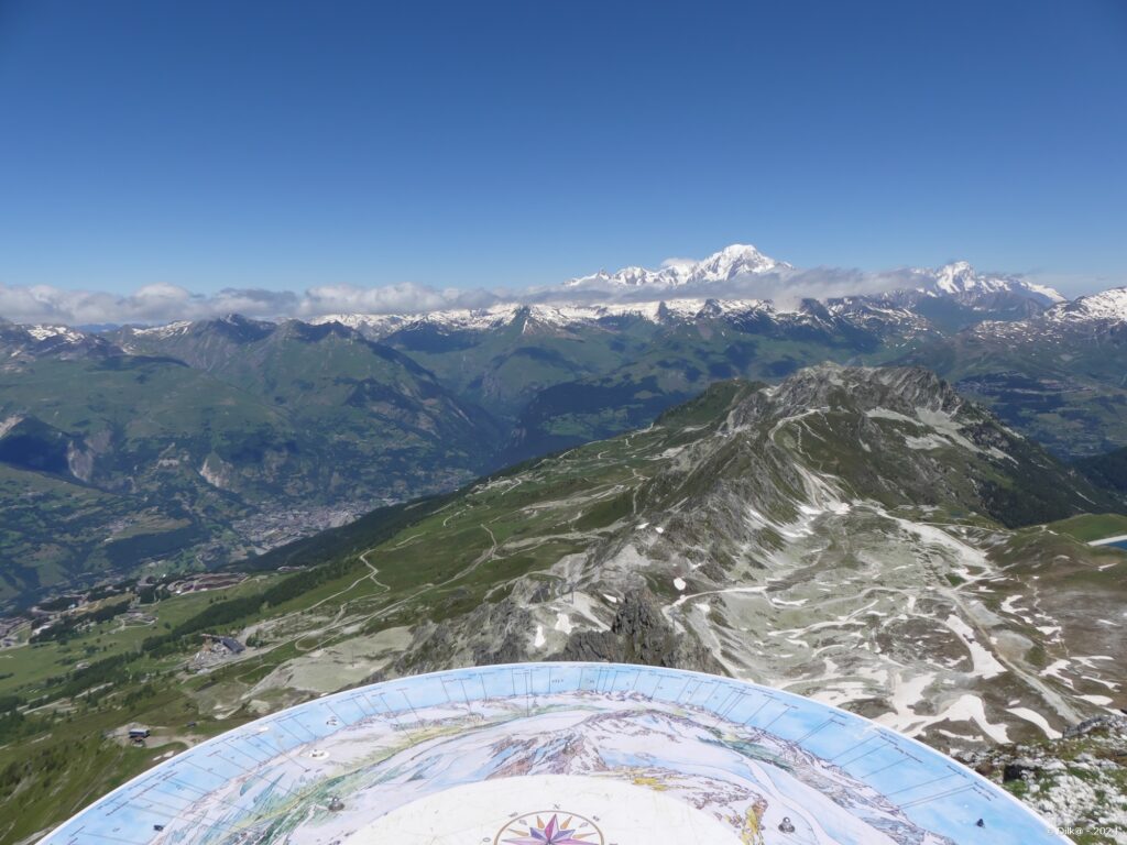 Le Mont Blanc vu du sommet de l'Aiguille Grive à 2732 mètres d'altitude