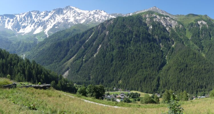 Panorama de l'Aliet à la vallée de Nancroix