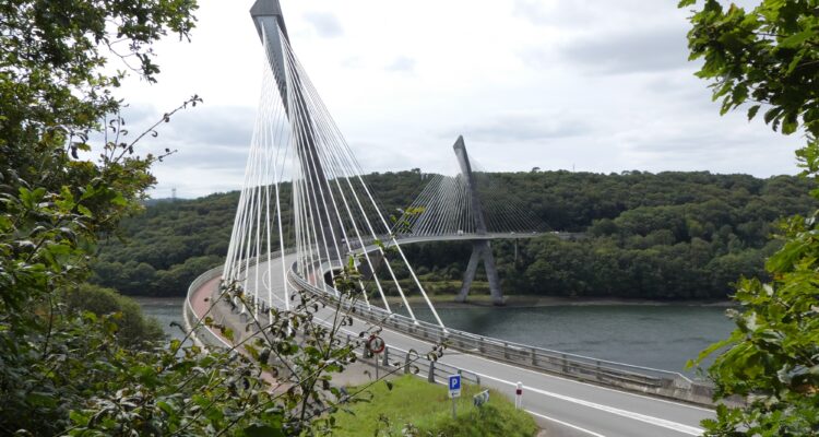 Le pont de Térénez