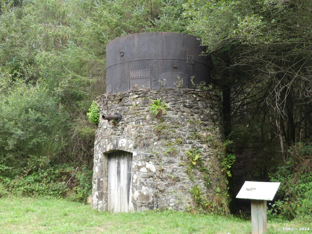 Ancienne citerne d'eau pour le Transcorrézien