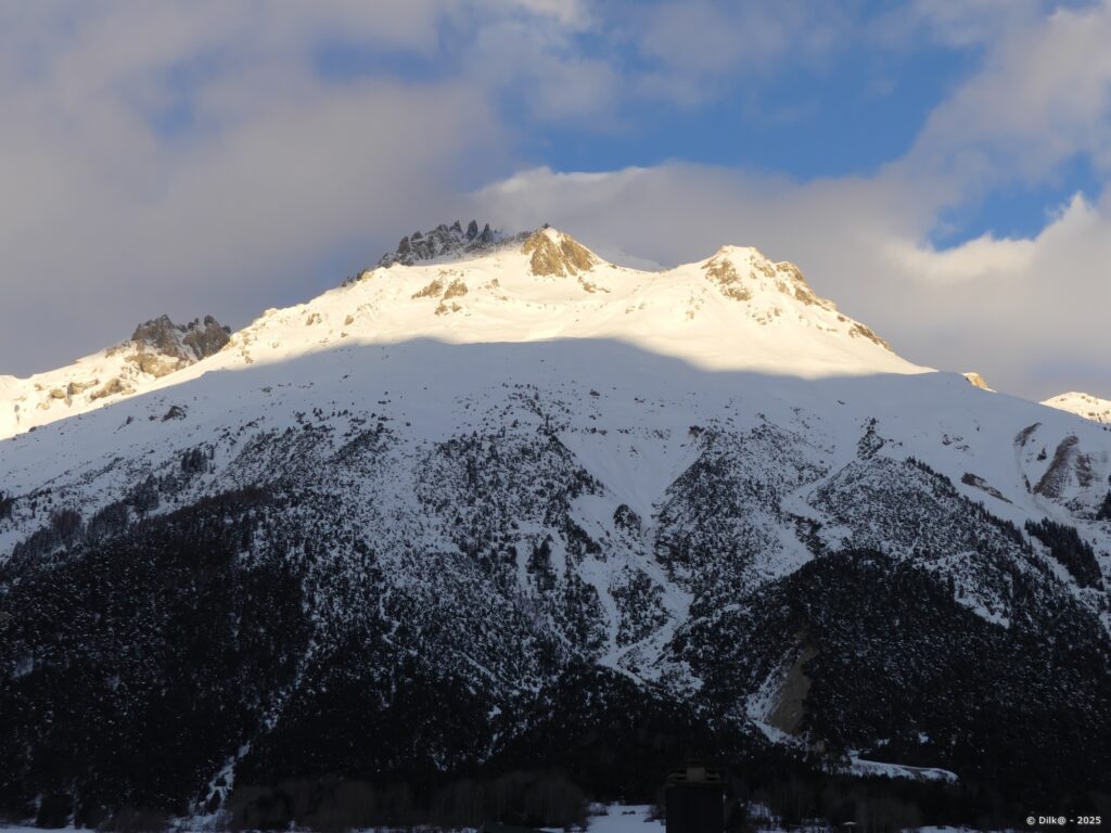 La Dent Parrachée au lever du jour