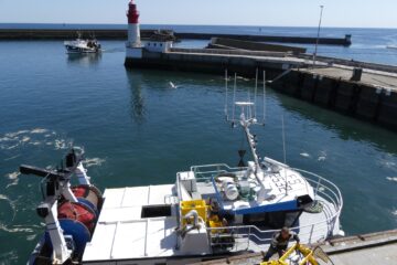 Le port du Guilvinec et son petit phare