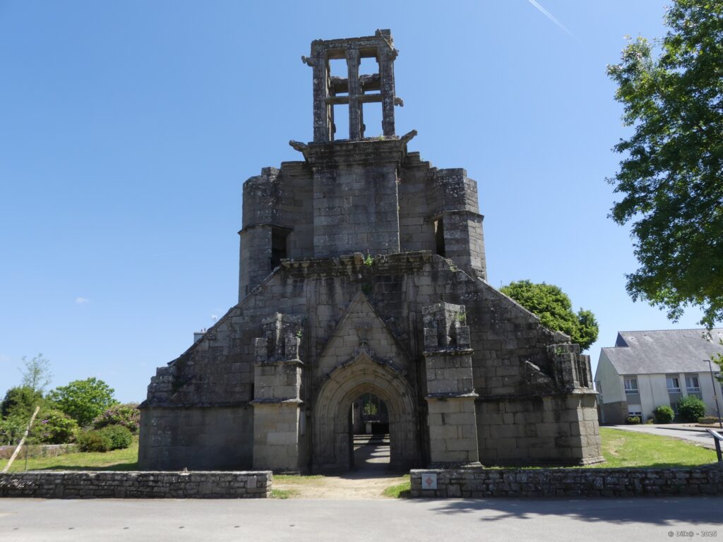 Ruines de l'église Saint-Jacques de Lambour
