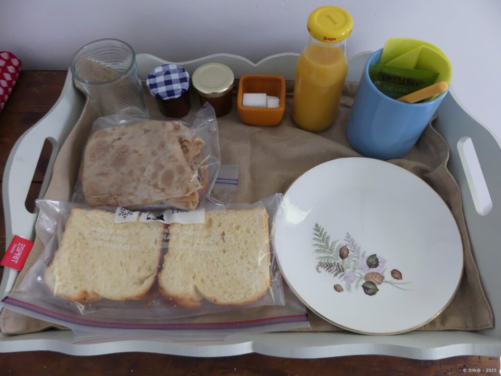 Le petit déjeuner servi tout congelé la veille au soir !