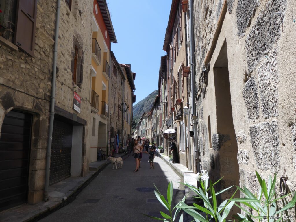 Les ruelles étroites de Villefranche de Conflent