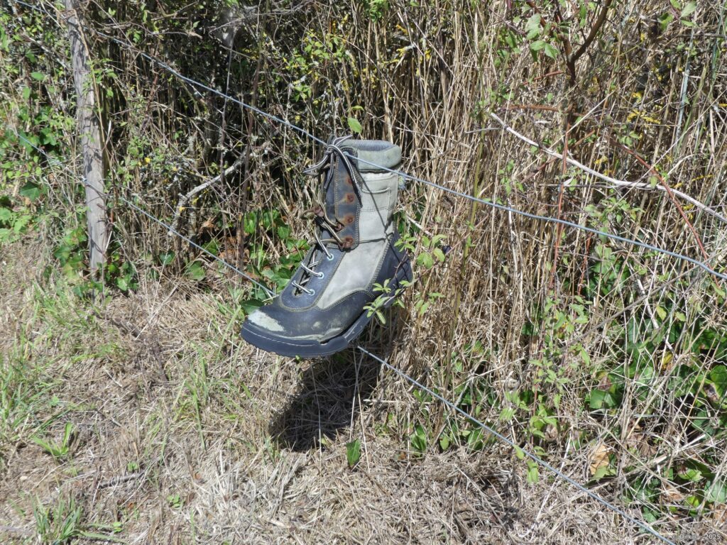 Un randonneur a perdu une chaussure ?