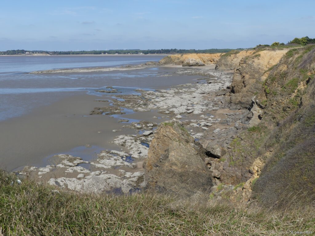 Les falaises près de la pointe de Pen Bé