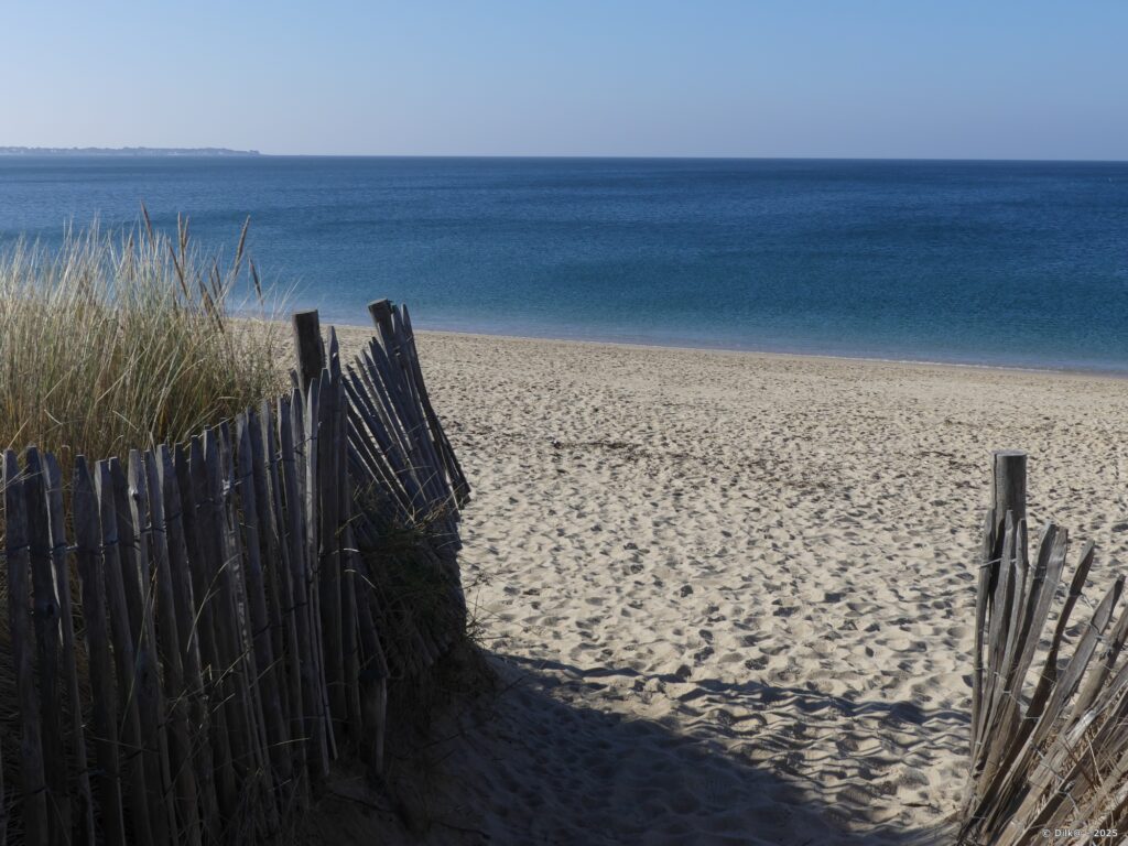 Entrée de la plage de La Croix de l'Anse