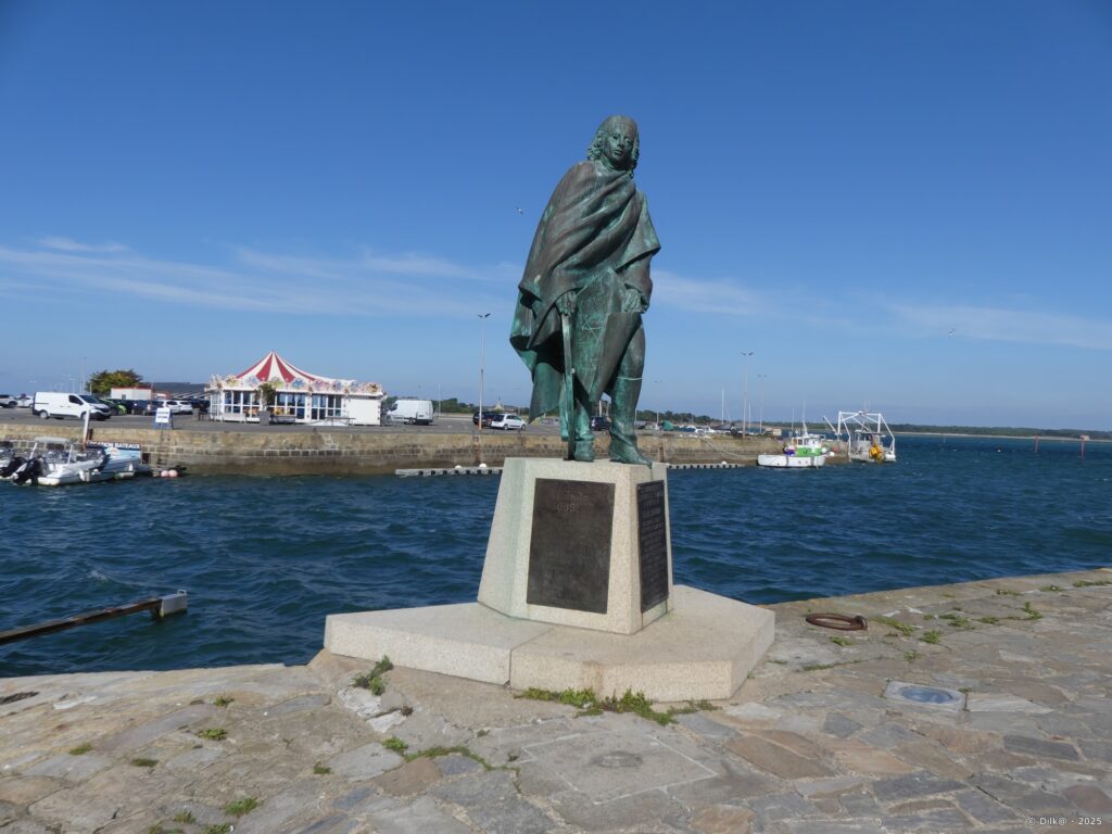 Statue de Pierre Bouguer