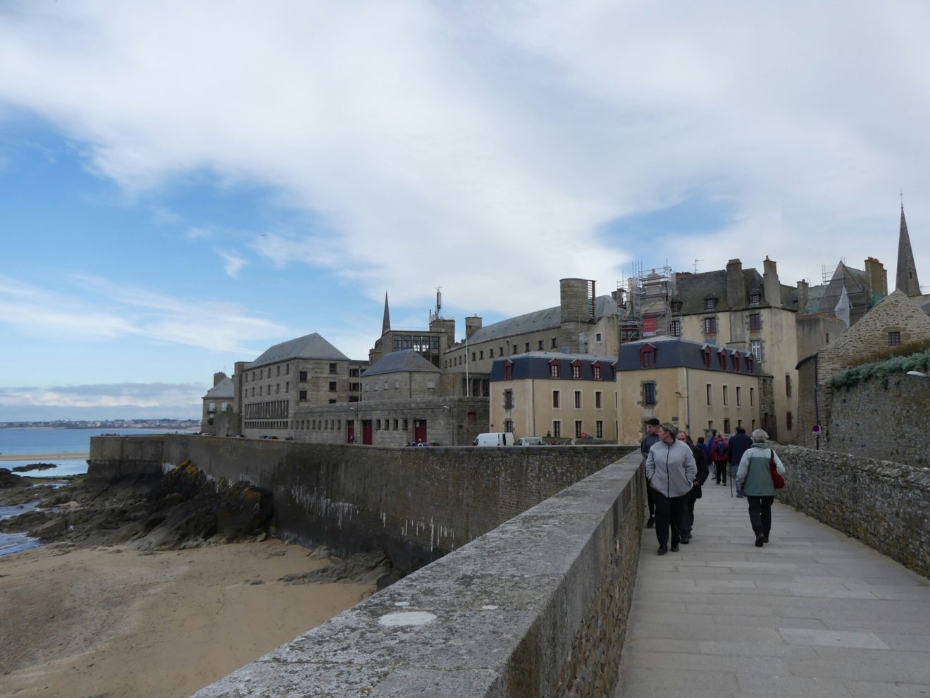 Saint-Malo, Une Cité Corsaire Et Des "grands Hommes" - Voyager ...