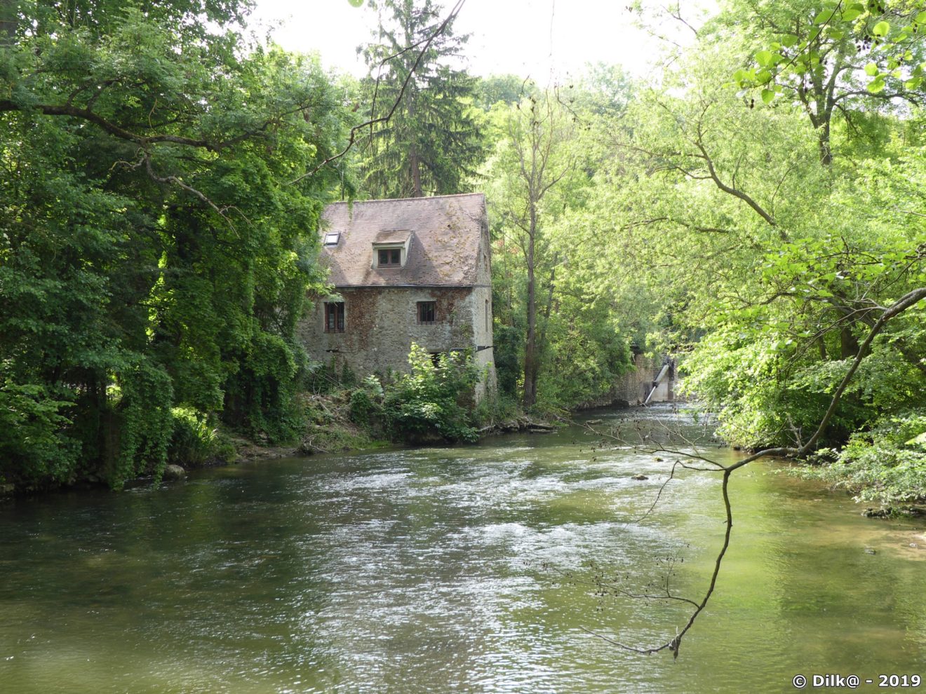 Le château de la Reine Blanche Voyager, découvrir, partager