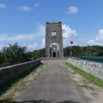 Les deux piles de l'ancien Pont du Bonhomme