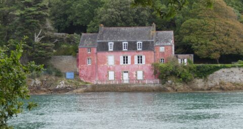 La maison rose de Port Anna à Séné